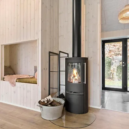 4 Bedroom Gorgeous In בית נופש *